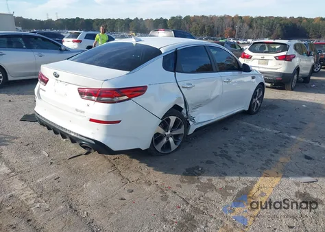 2020 Kia Optima S z USA, uszkodzony, nr VIN 5XXGT4L31LG404589
